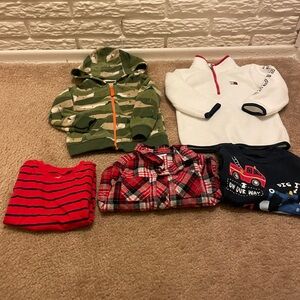 Bundle of 5 pcs toddle clothing size 18 months